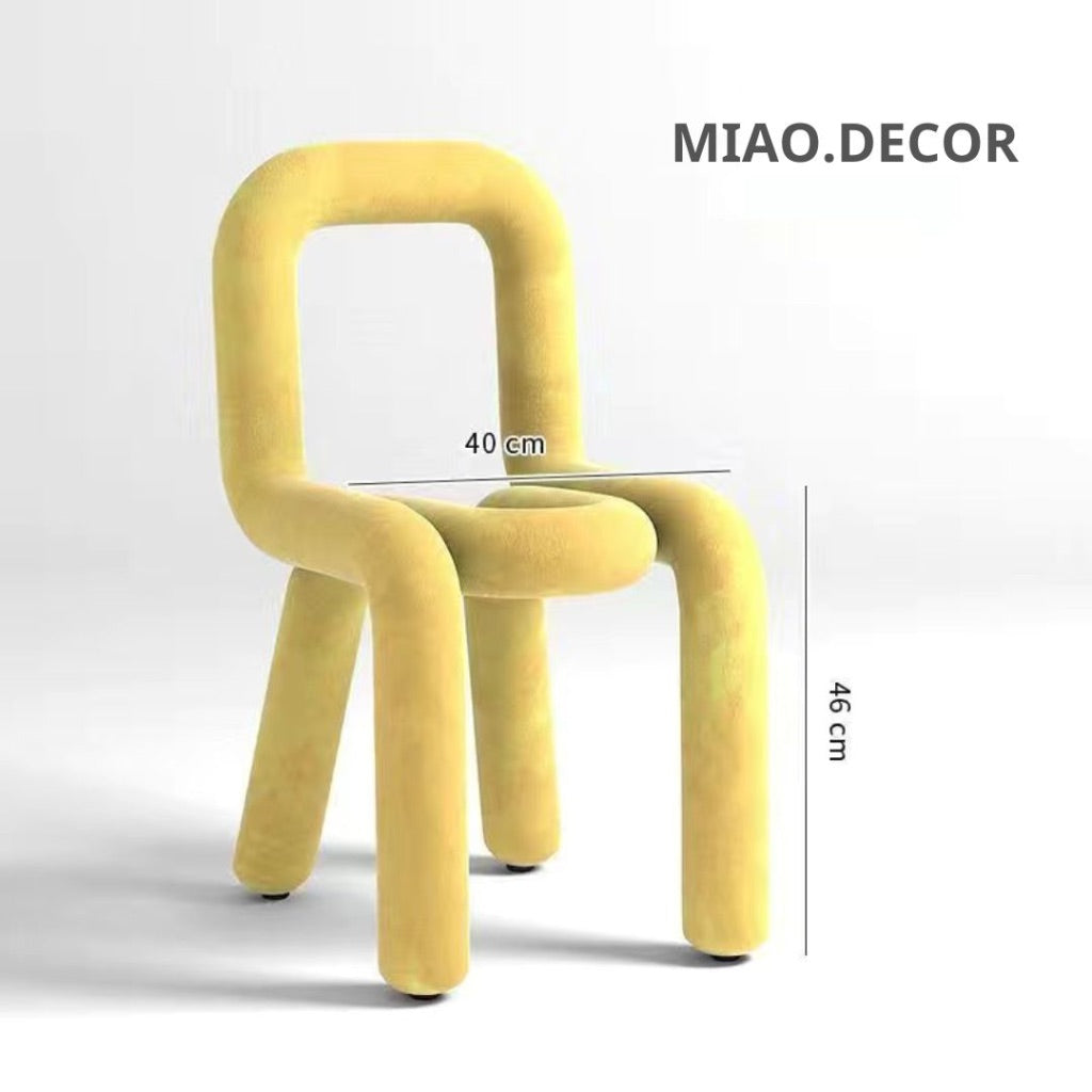 Sẵn Ghế Bold Chair Để Bàn Trang Điểm Bàn Ăn , lạ mắt phong cách tối giản hiện đại nhiều màu sắcsc ĂN