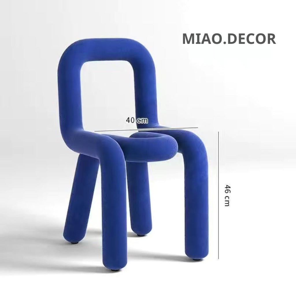 Sẵn Ghế Bold Chair Để Bàn Trang Điểm Bàn Ăn , lạ mắt phong cách tối giản hiện đại nhiều màu sắcsc ĂN