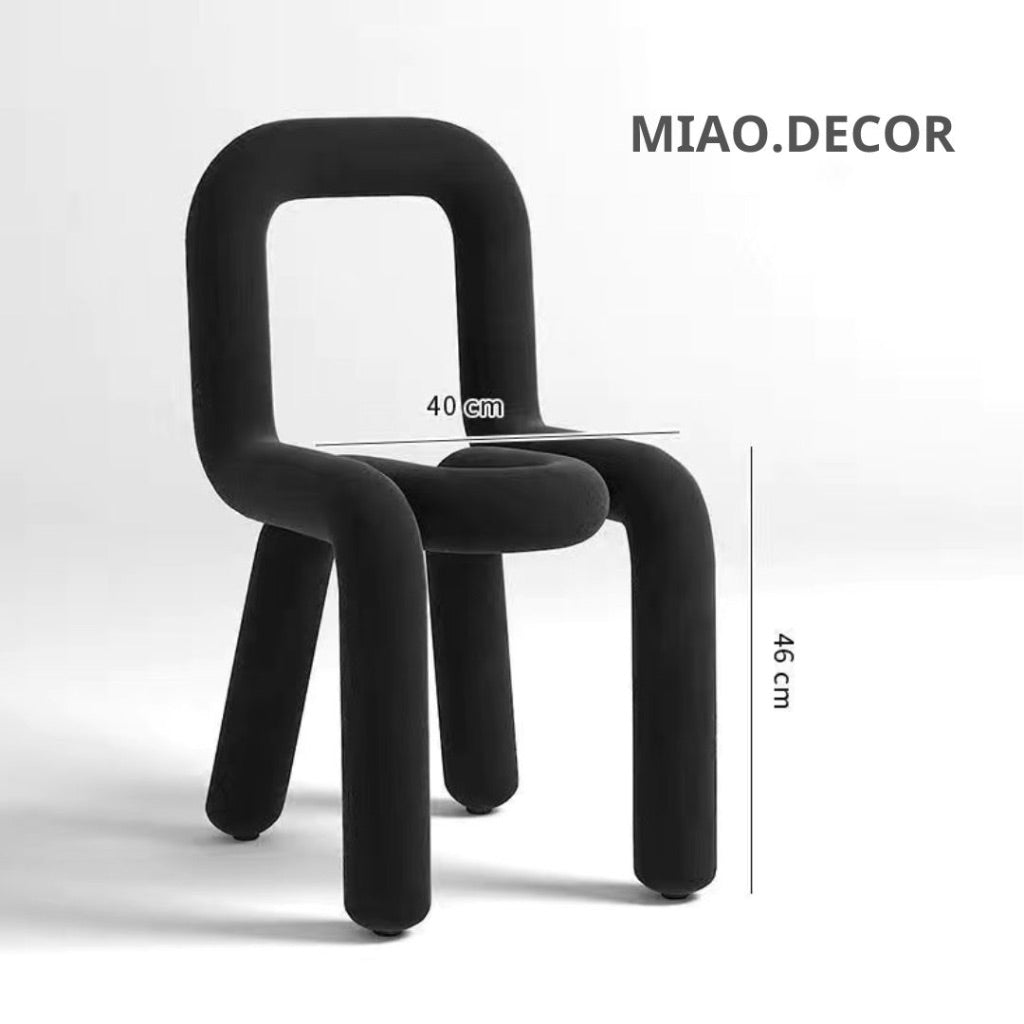 Sẵn Ghế Bold Chair Để Bàn Trang Điểm Bàn Ăn , lạ mắt phong cách tối giản hiện đại nhiều màu sắcsc ĂN