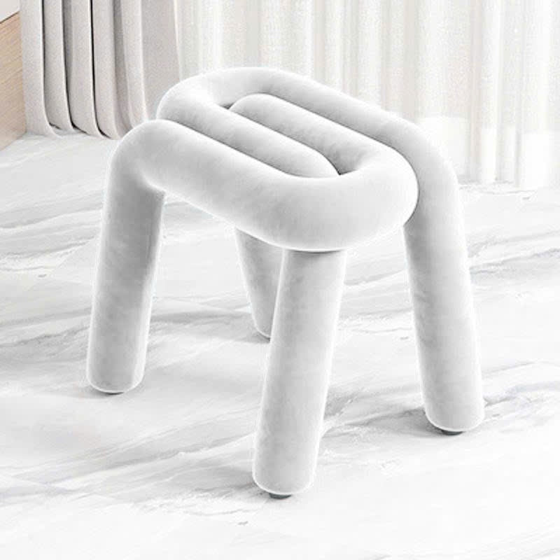 Sẵn Ghế Bold Chair Để Bàn Trang Điểm Bàn Ăn , lạ mắt phong cách tối giản hiện đại nhiều màu sắcsc ĂN