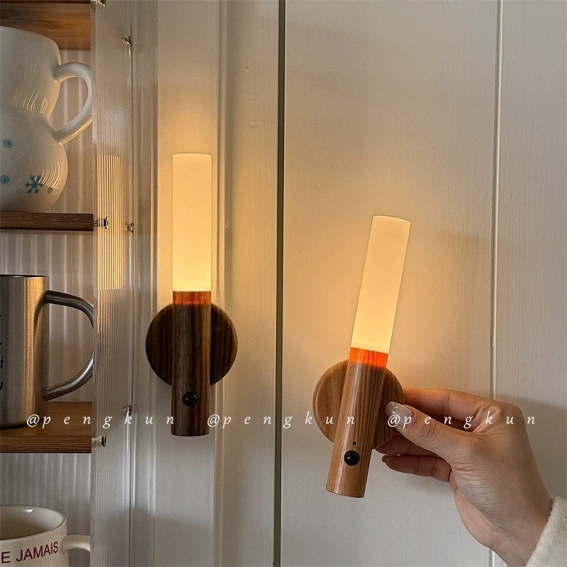 Đèn cảm biến gậy gỗ Ánh sáng lối vào khi mọi người đến Cảm biến cơ thể con người thông minh Đèn ngủ Sạc lối vào Đèn tường đầu giường