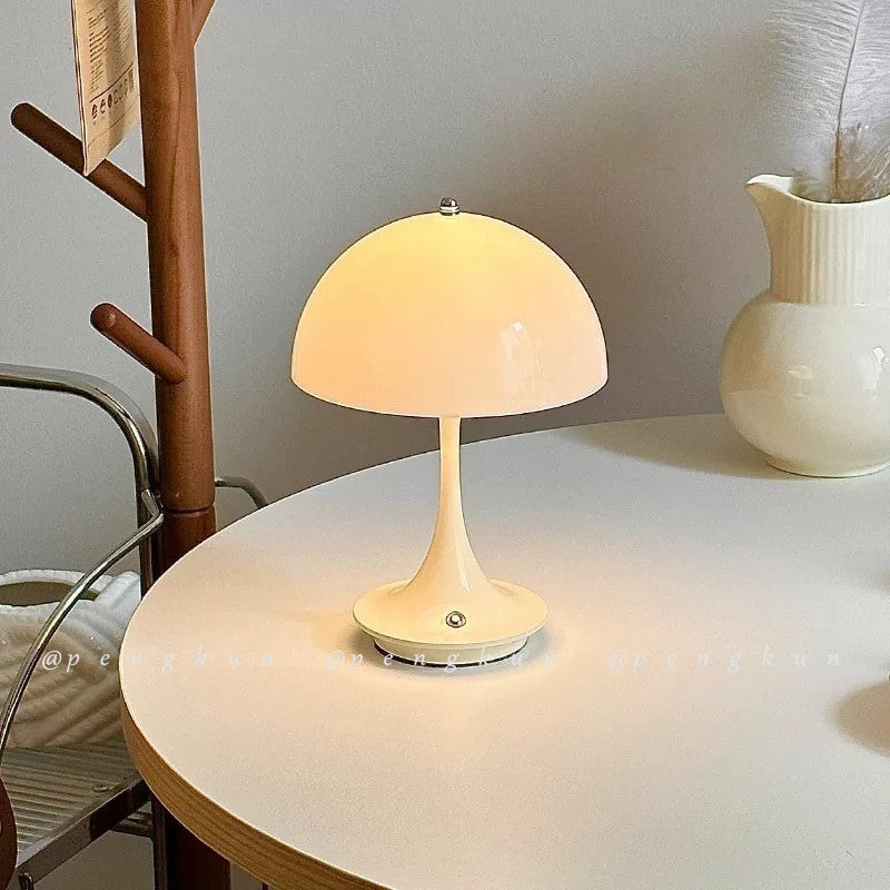 Đan Mạch Pantella Đèn Bàn Sạc Không Dây Di Động Kem Phong Cách Nấm Đèn Phòng Ngủ Đầu Giường Bầu Không Khí Đèn Nhỏ