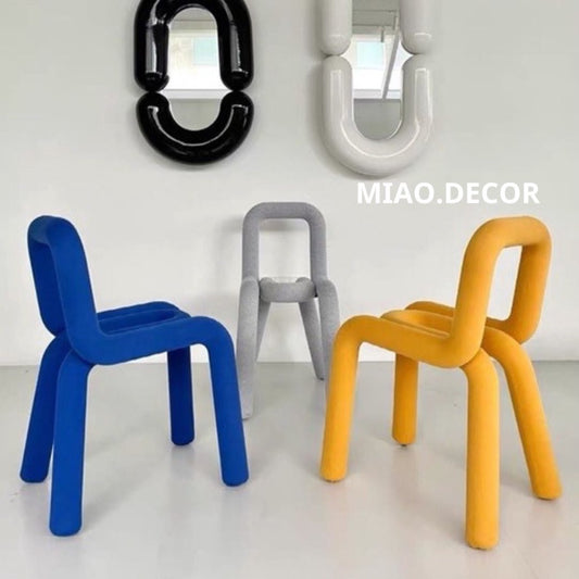 Sẵn Ghế Bold Chair Để Bàn Trang Điểm Bàn Ăn , lạ mắt phong cách tối giản hiện đại nhiều màu sắcsc ĂN