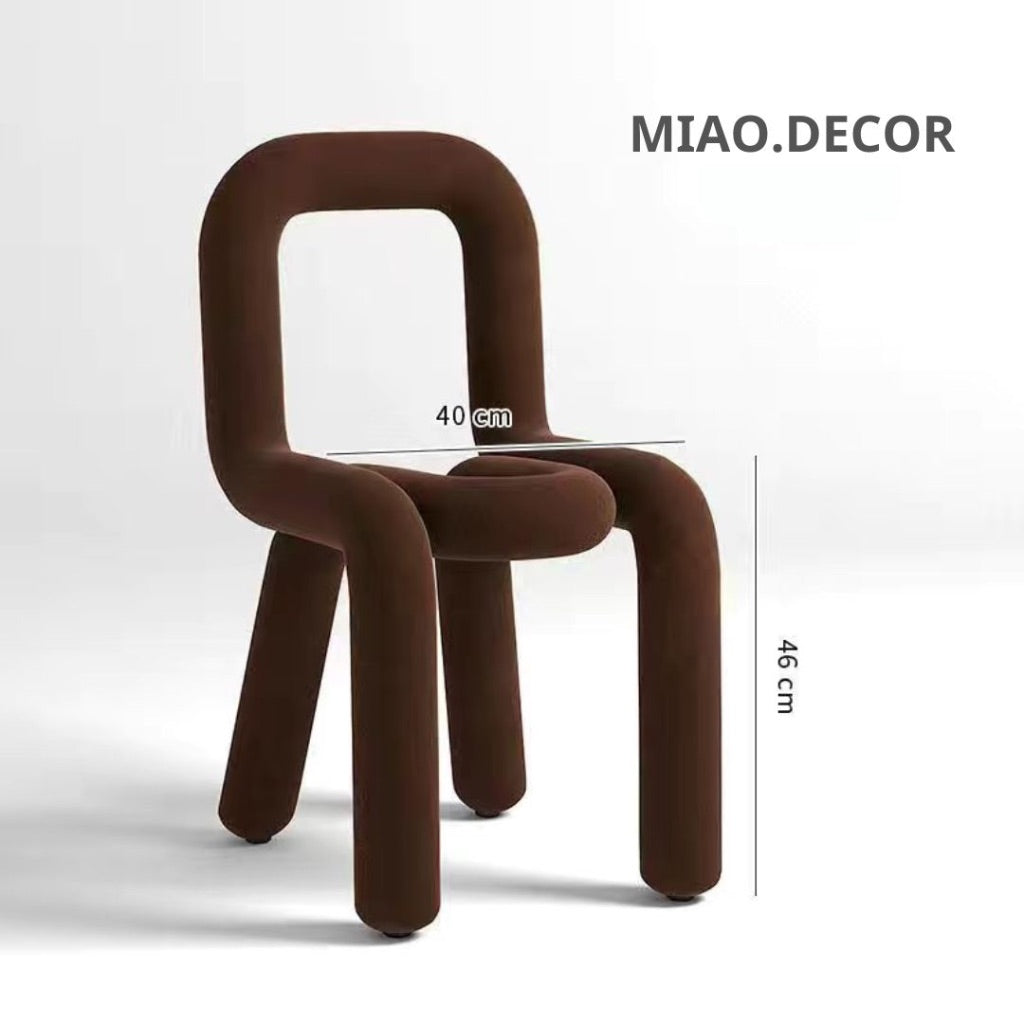 Sẵn Ghế Bold Chair Để Bàn Trang Điểm Bàn Ăn , lạ mắt phong cách tối giản hiện đại nhiều màu sắcsc ĂN